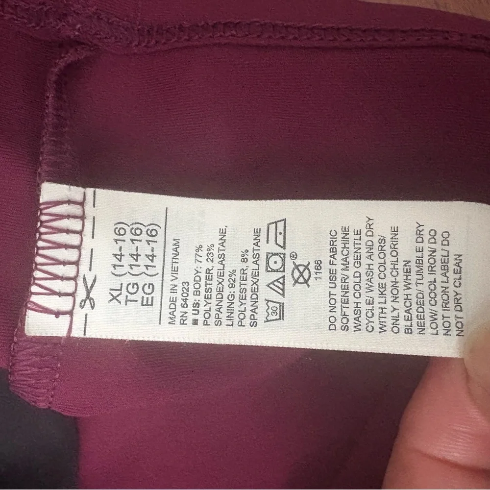 Old Navy Active Powersoft Bra iPlumeria Purple Girls XL 14-16 Athletic Long Line